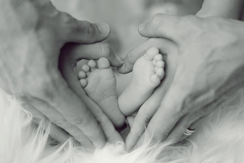 Préparer votre enfant à l'arrivée d'un nouveau bébé : conseils incontournables 2026