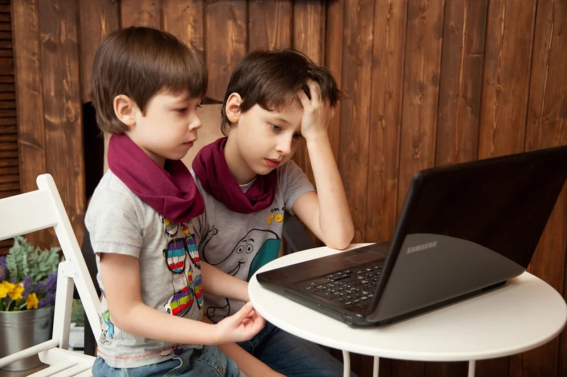 Sécurité internet : l'équilibre entre contrôle et confiance